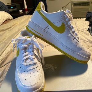 Brand New Women’s Nike Air Force 1